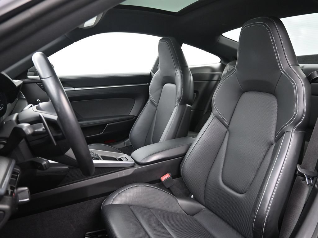 Certified 2020 Porsche 911 Carrera 4S AWD/4WD image 5