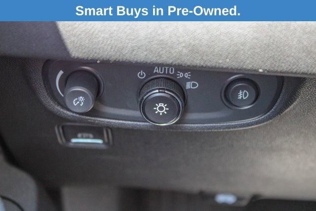 Used 2024 GMC Terrain SLT image 22