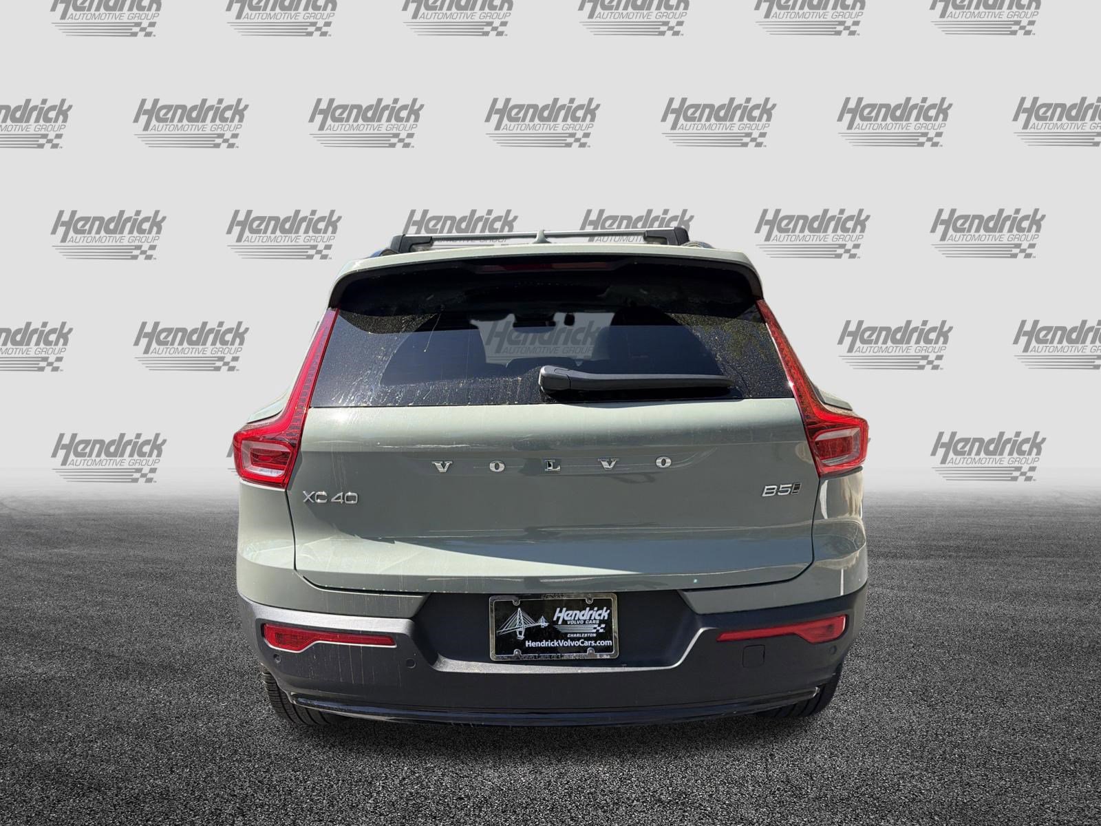 Certified 2025 Volvo XC40 B5 Ultra w/ Protection Package Premier image 9