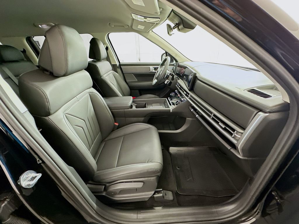 Used 2026 Hyundai Santa Fe SEL FWD image 27