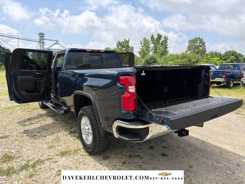 Used 2022 Chevrolet Silverado 3500 LTZ w/ LTZ Plus Package AWD/4WD image 31