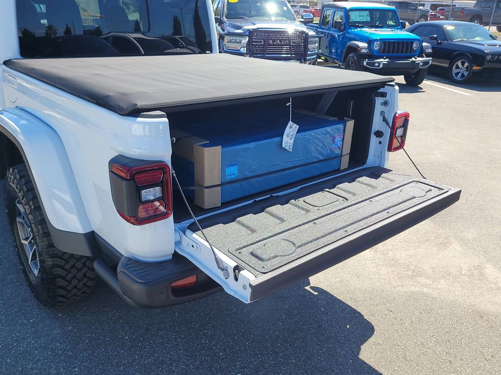 New 2026 Jeep Gladiator Mojave image 8