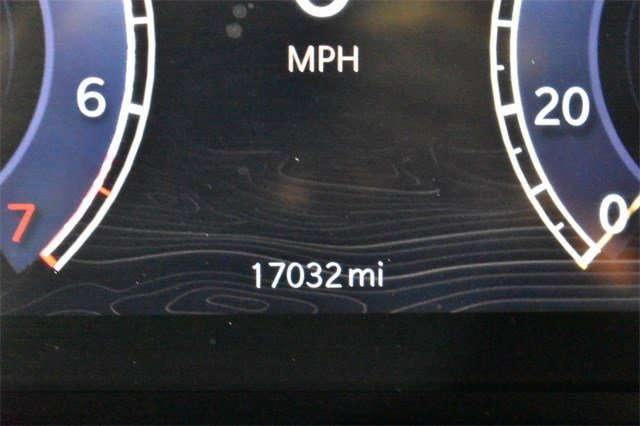 Used 2025 Jeep Grand Cherokee Summit image 36