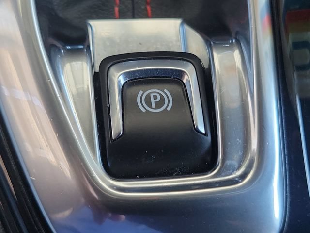 Used 2025 Chevrolet Trax RS FWD image 18