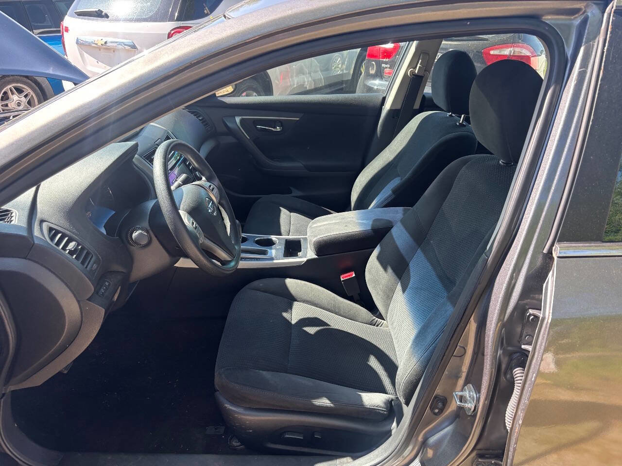 Used 2015 Nissan Altima 2.5 S w/ Sport Value Package image 10