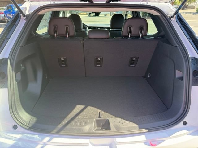 New 2027 Chevrolet Bolt RS w/ Technology Package FWD image 10