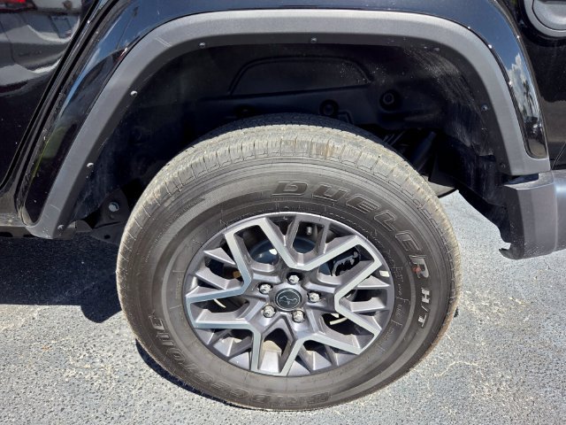 Used 2026 Jeep Wrangler Unlimited Sahara AWD/4WD image 17