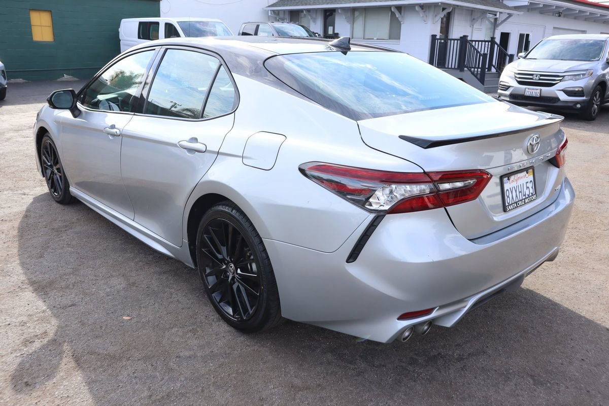 Used 2021 Toyota Camry XSE image 4