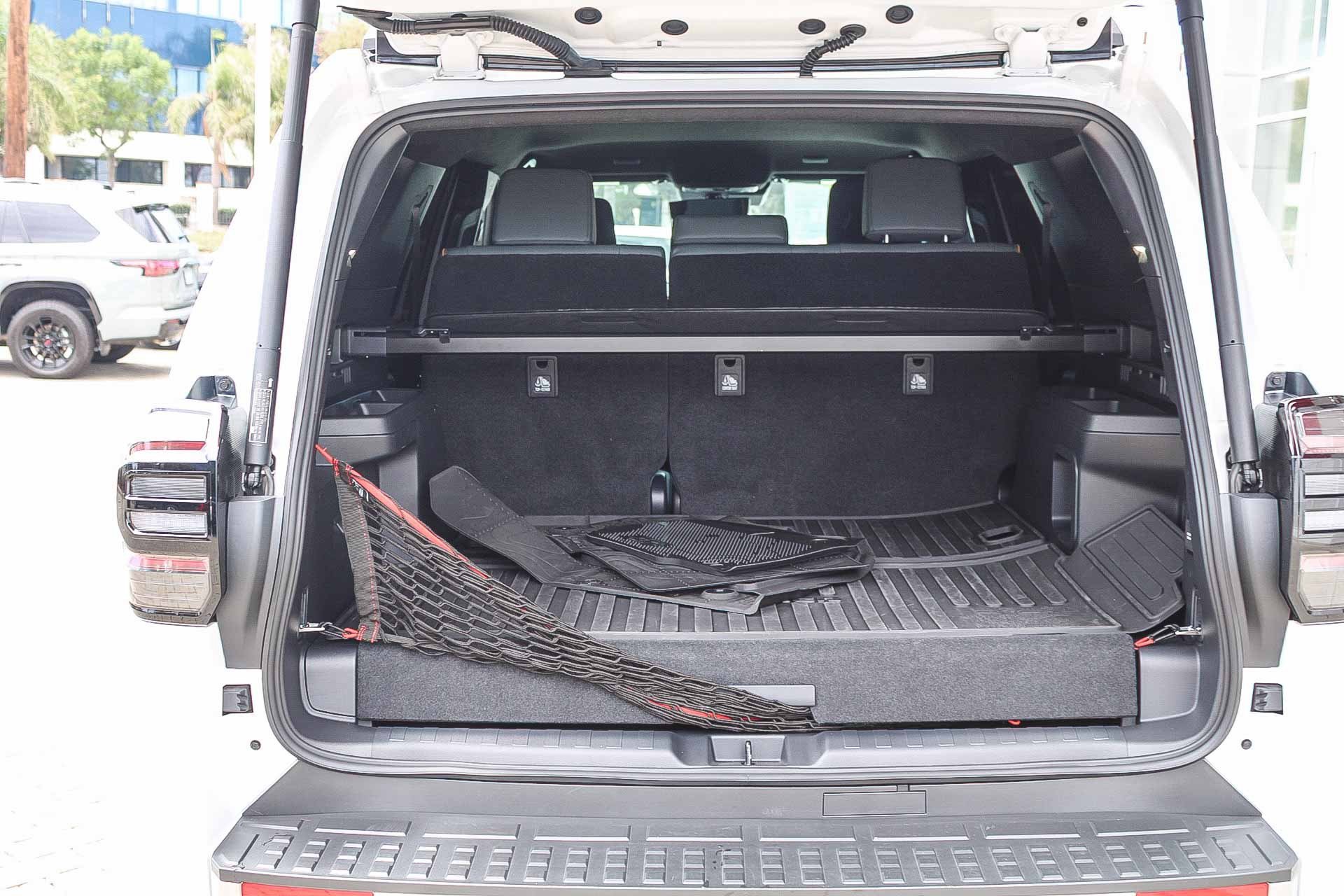 Certified 2025 Toyota 4Runner Trailhunter AWD/4WD image 27