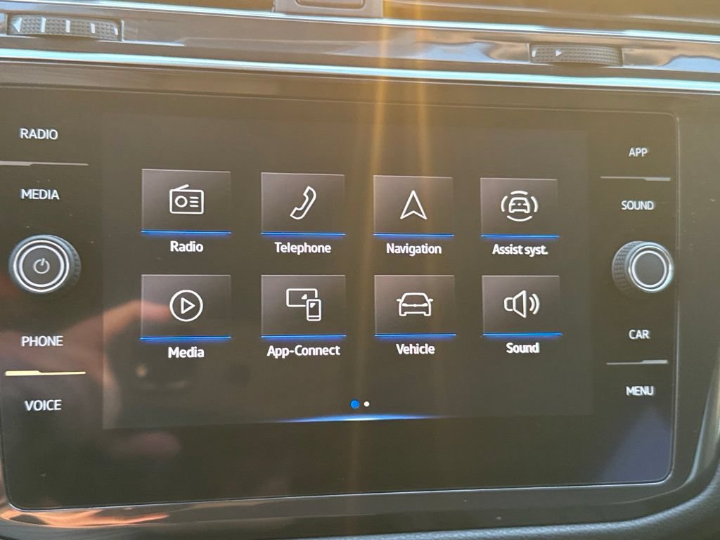 Used 2022 Volkswagen Tiguan SE AWD/4WD image 20