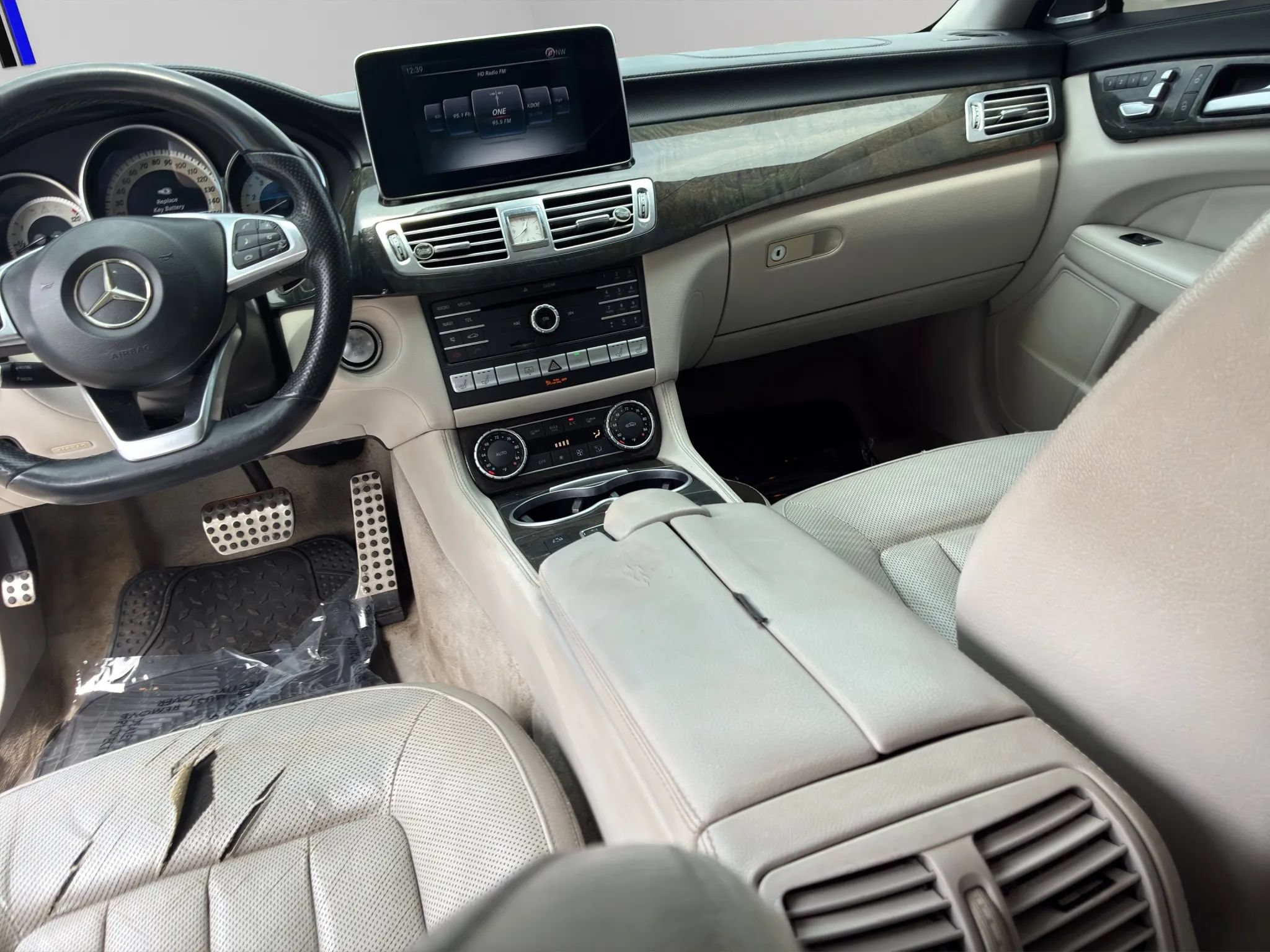 Used 2015 Mercedes-Benz CLS 550 image 15