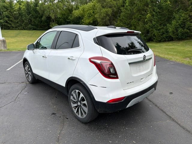 Used 2018 Buick Encore Essence FWD image 4