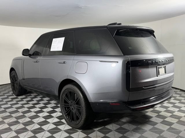 Used 2026 Land Rover Range Rover SE AWD/4WD image 4