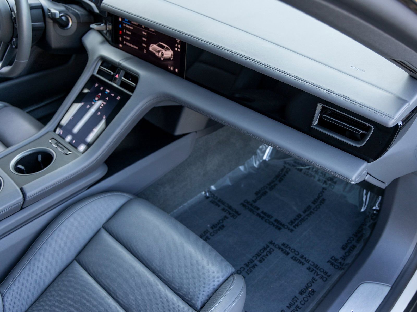 Used 2025 Porsche Taycan 4S image 54