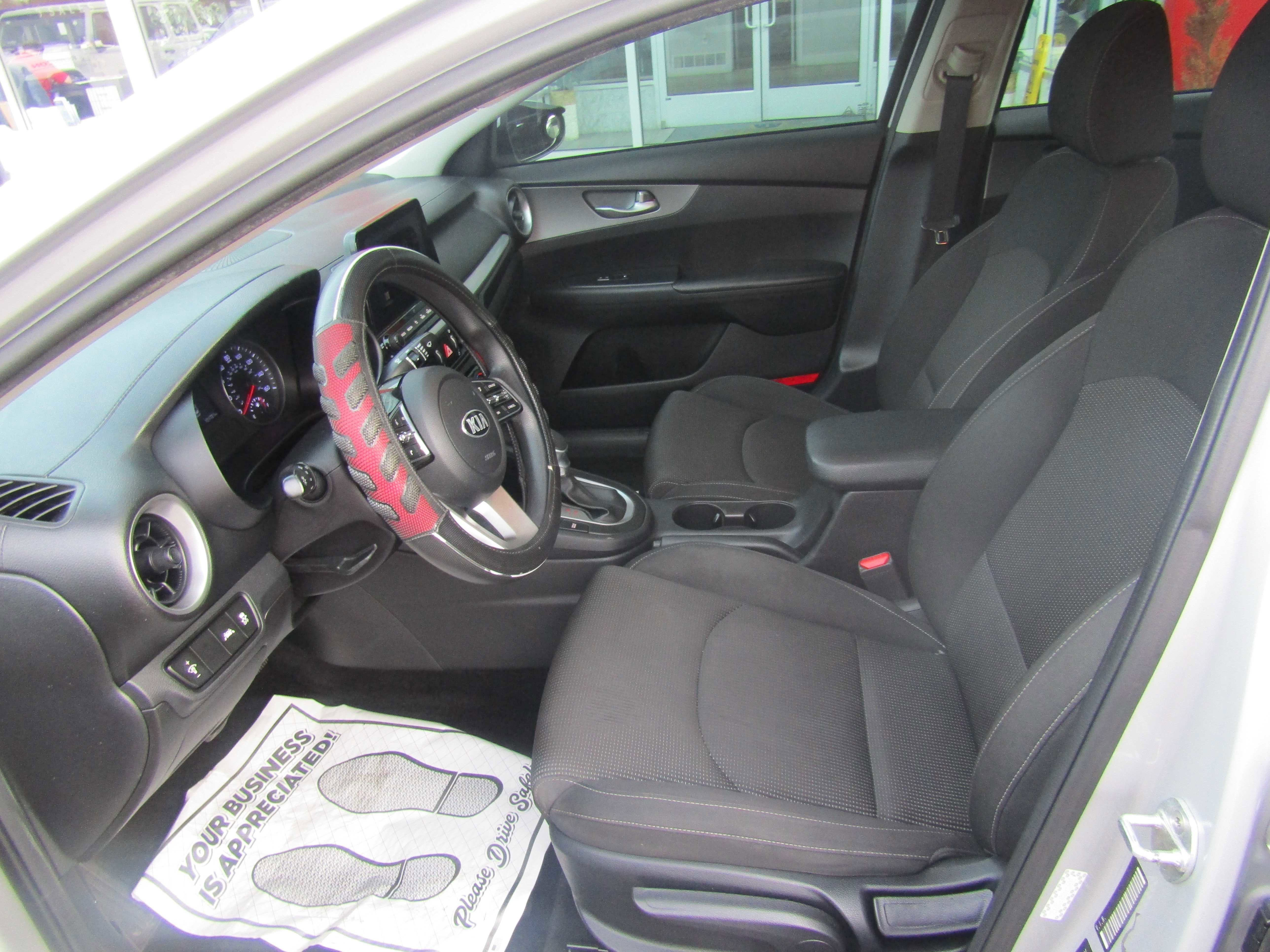 Used 2019 Kia Forte LXS image 9