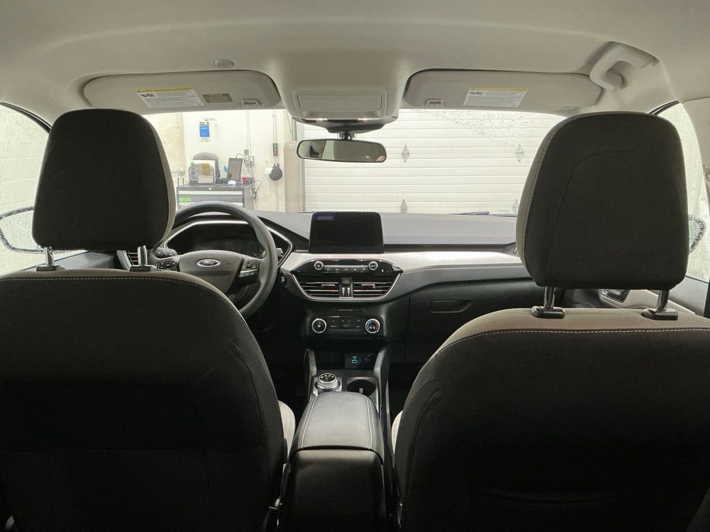 Used 2022 Ford Escape SE image 24