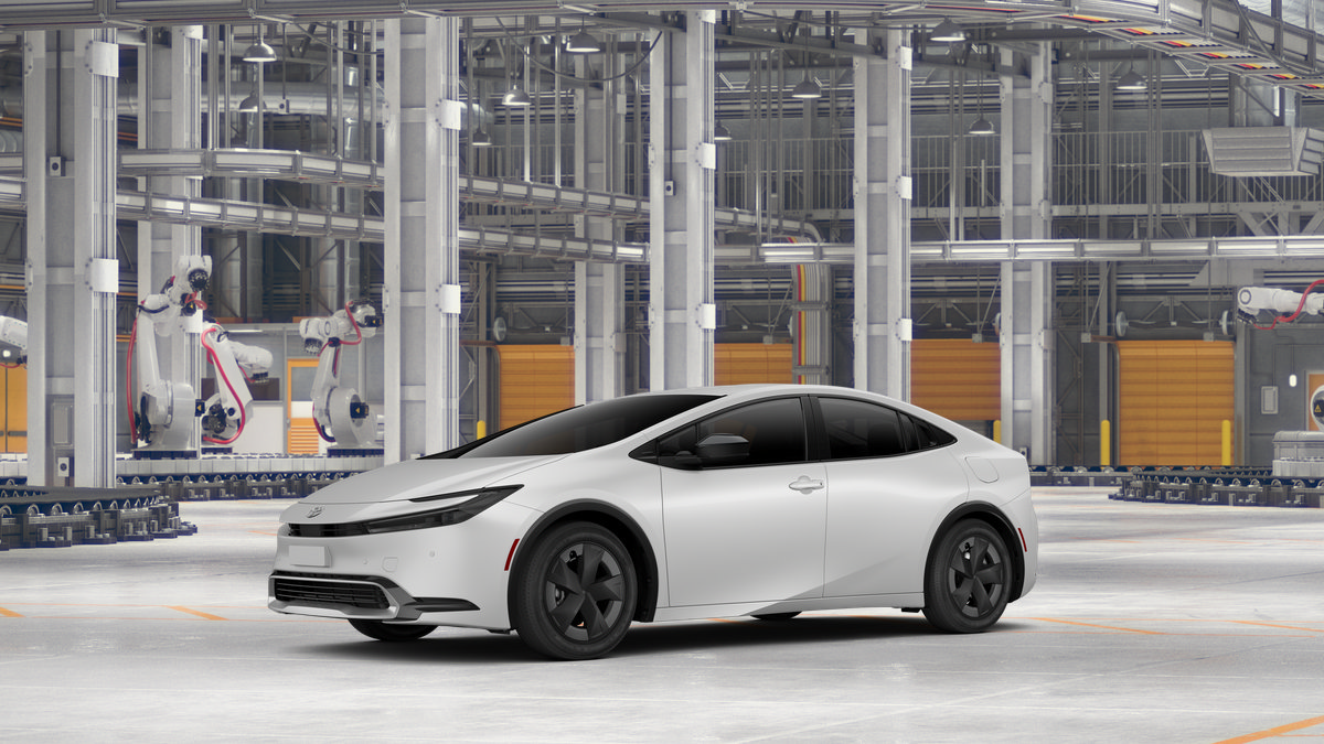 New 2027 Toyota Prius Plug-In Hybrid FWD image 3