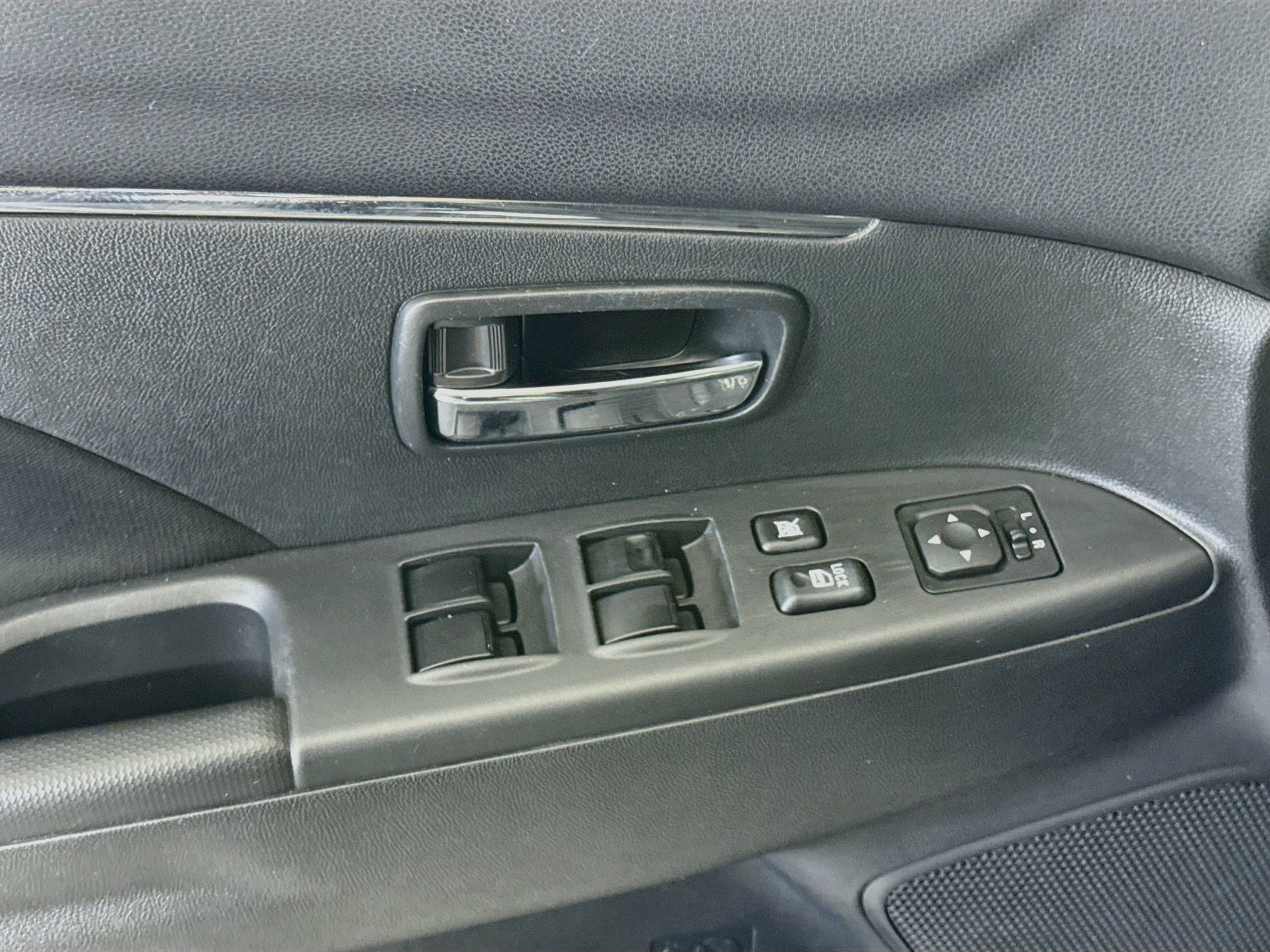 Used 2024 Mitsubishi Outlander Sport LE AWD/4WD image 23