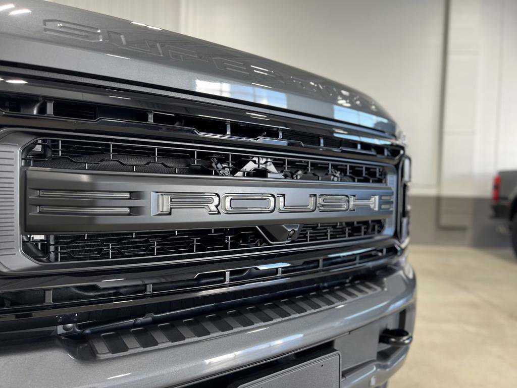 New 2026 Ford F250 Lariat w/ Black Appearance Package image 11