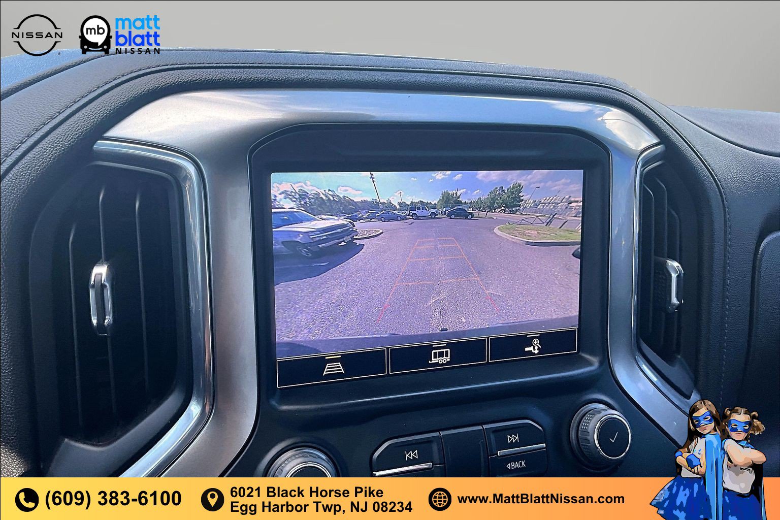 Used 2022 Chevrolet Silverado 1500 LTZ w/ LTZ Premium Package AWD/4WD image 21