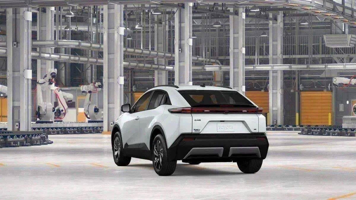 New 2026 Toyota C-HR AWD/4WD image 73