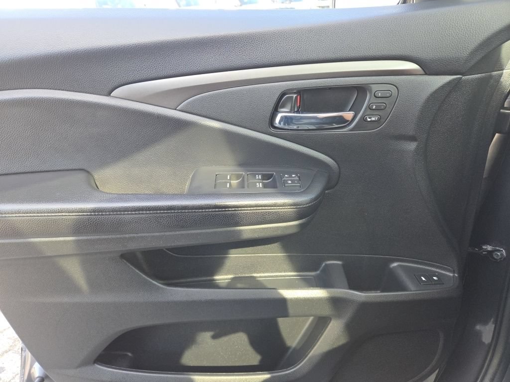 Used 2019 Honda Pilot EX-L image 19