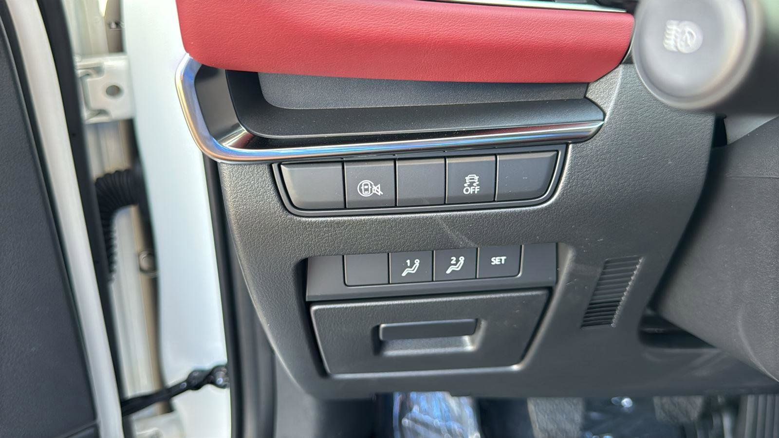 New 2026 MAZDA MAZDA3 2.5 S Hatchback w/ Premium Pkg image 9