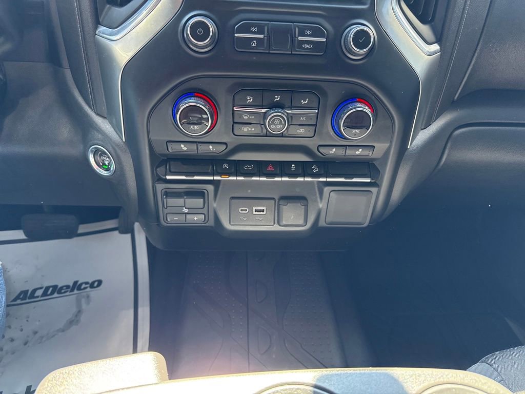 Used 2019 Chevrolet Silverado 1500 RST w/ All-Star Edition AWD/4WD image 22