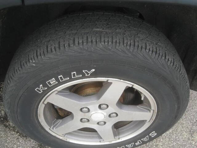 Used 2012 Jeep Grand Cherokee Laredo w/ Laredo E Group image 31