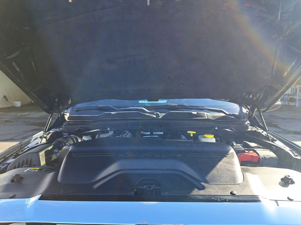 Used 2019 RAM 3500 Limited image 27