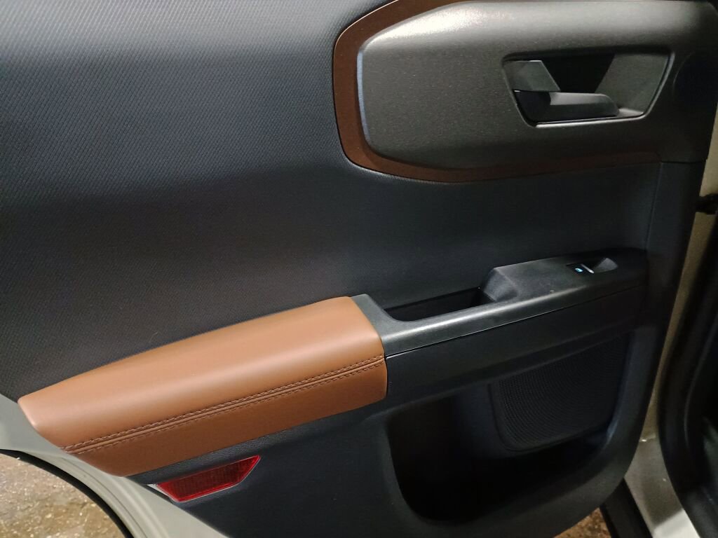 New 2025 Ford Bronco Sport Outer Banks w/ Sasquatch Outer Banks Package image 17