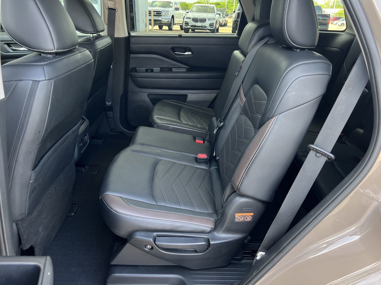 Certified 2023 Nissan Pathfinder Platinum w/ Cargo Package image 26