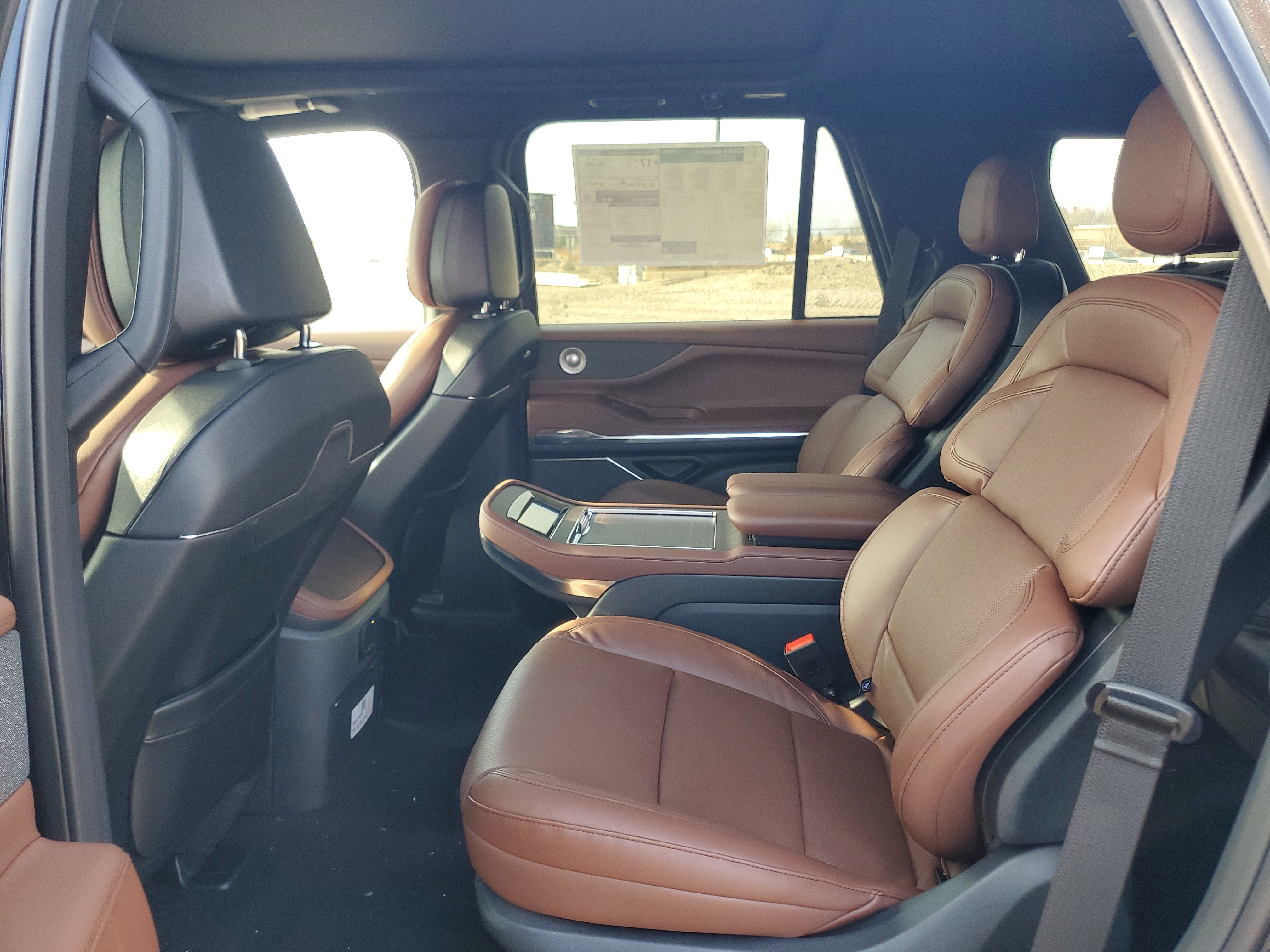 New 2026 Lincoln Navigator Reserve image 27