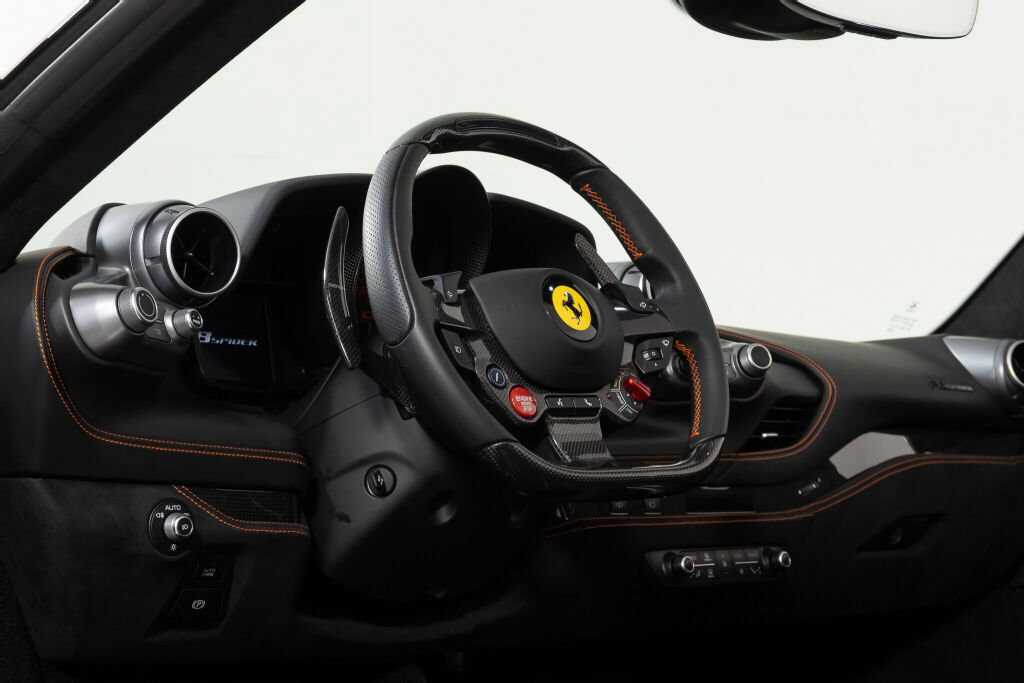 Used 2022 Ferrari F8 Tributo RWD image 29