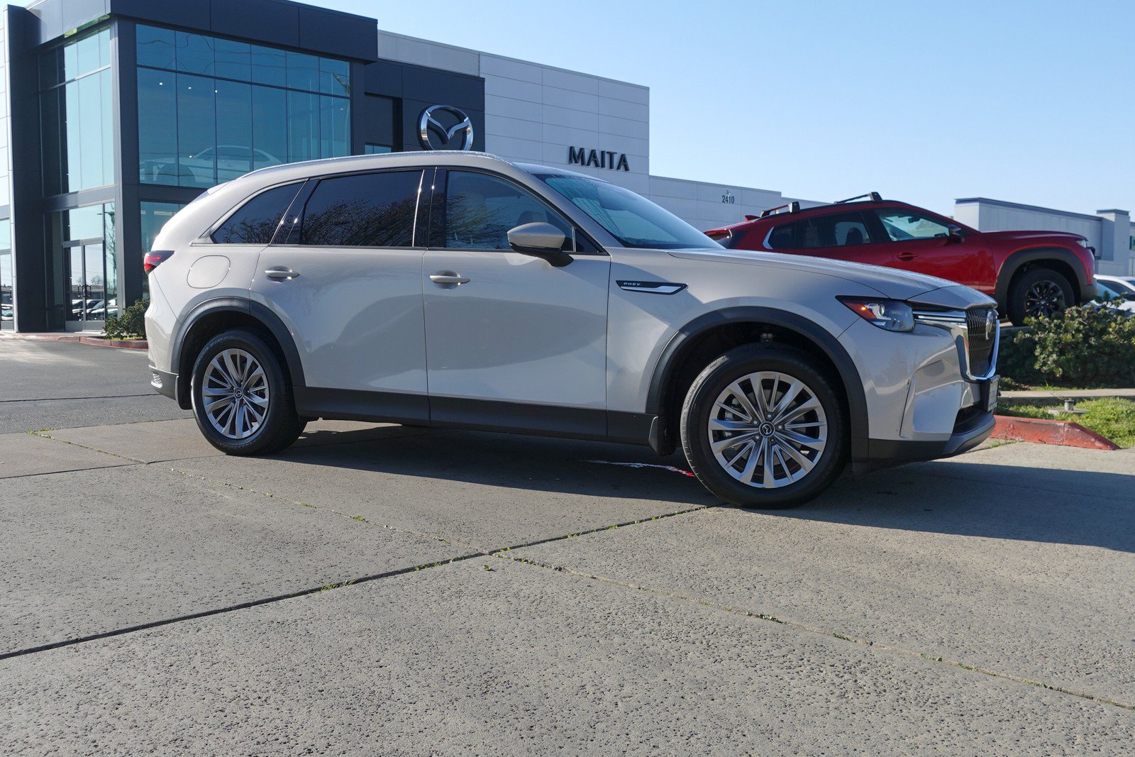 Certified 2024 MAZDA CX-90 Plug-In Hybrid w/ Preferred image 4