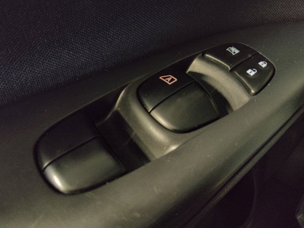 Used 2017 Nissan Sentra SV FWD image 27