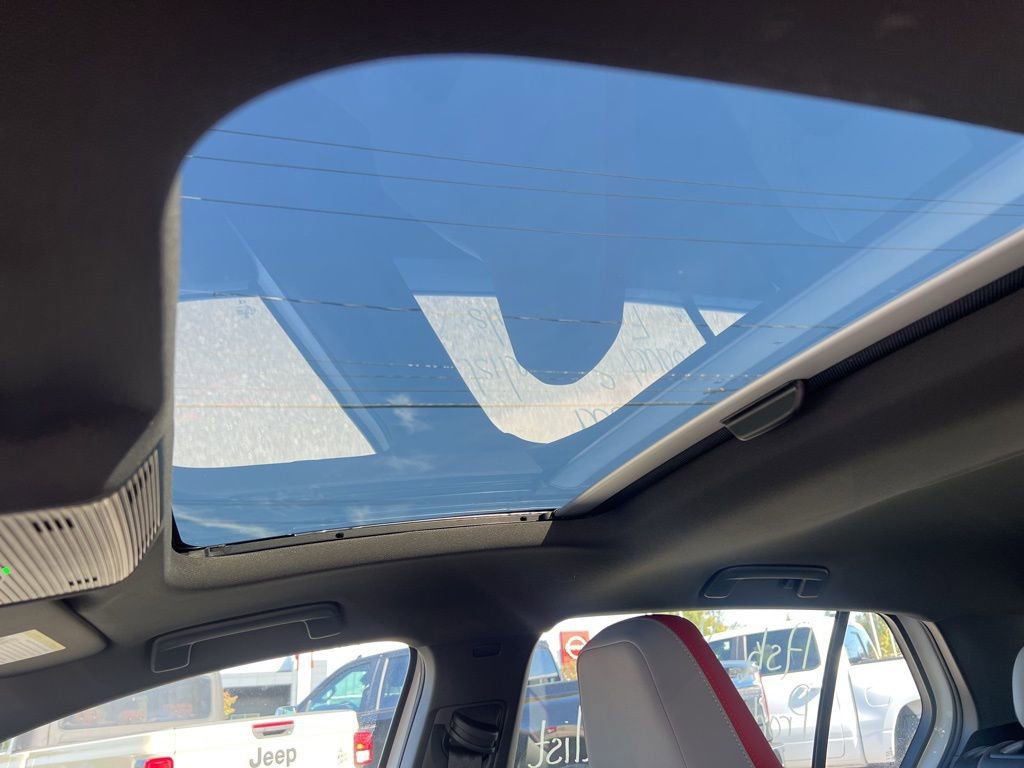 Used 2024 Volkswagen GTI Autobahn image 11