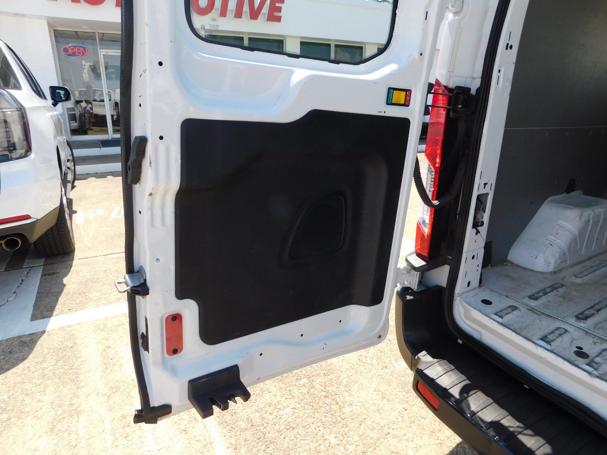 Used 2018 Ford Transit 150 130 Low Roof RWD image 31