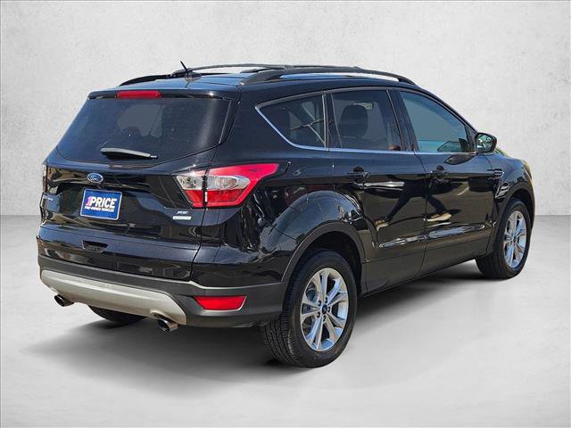 Used 2018 Ford Escape SE FWD image 4