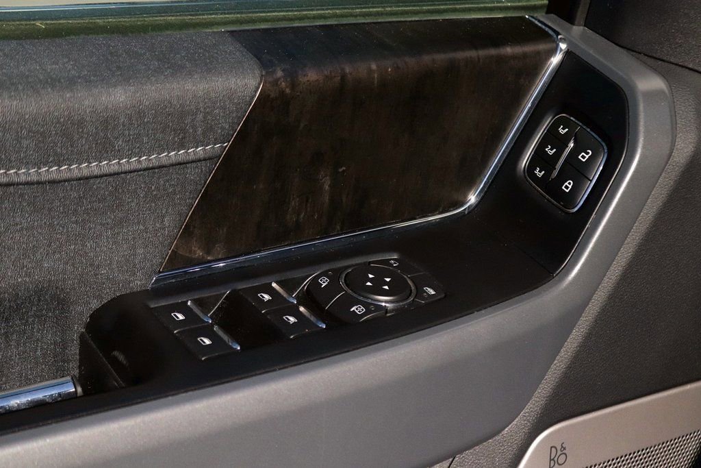 Used 2022 Ford F150 Lariat image 13