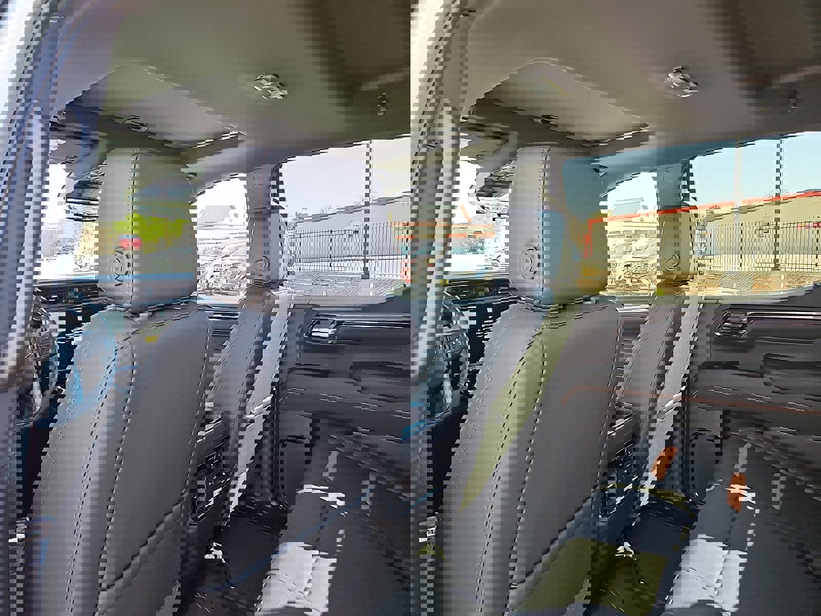 New 2026 GMC Sierra 1500 AT4 w/ AT4 Premium Package image 9