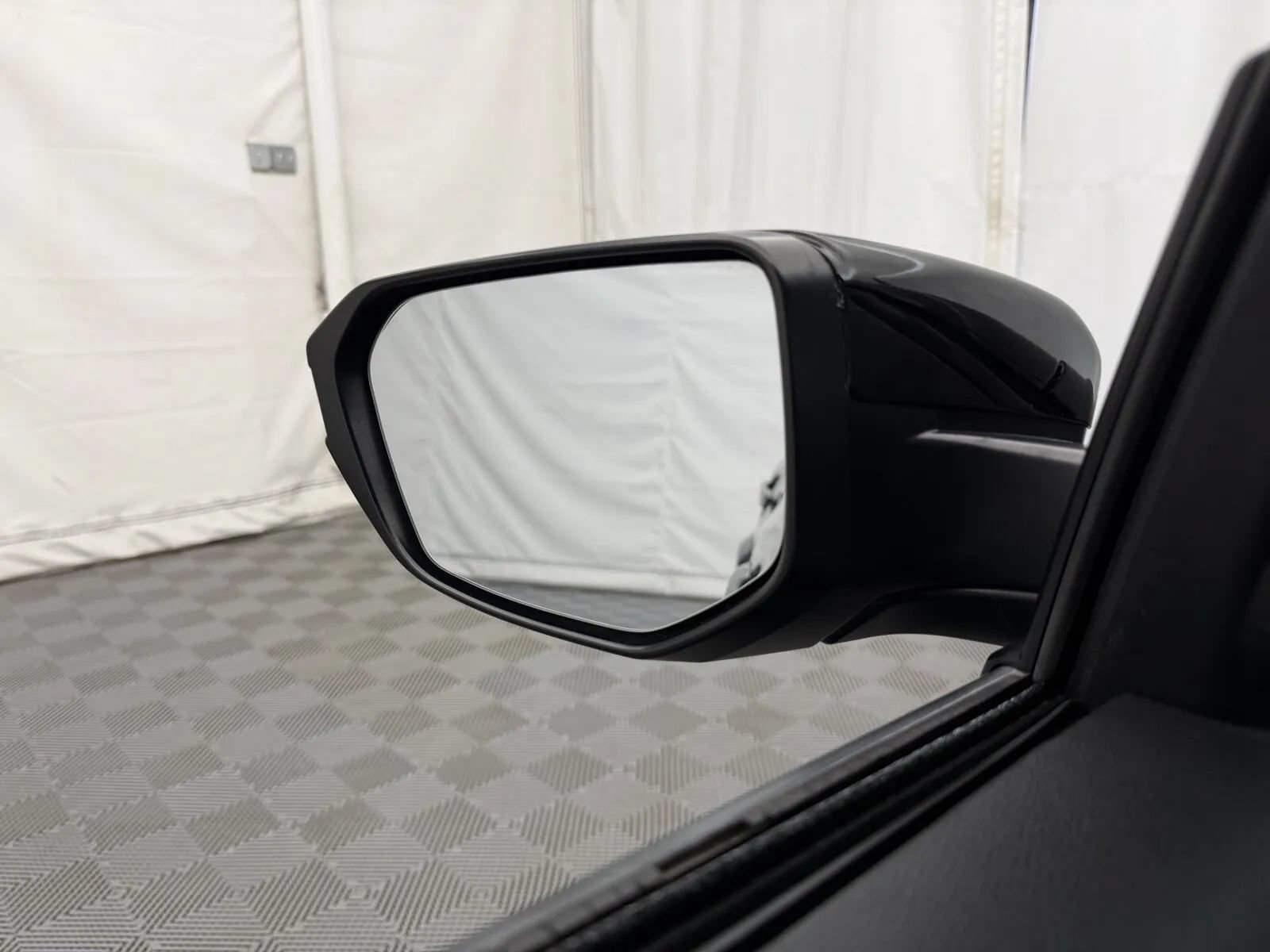 Used 2018 Honda Civic Type R image 17