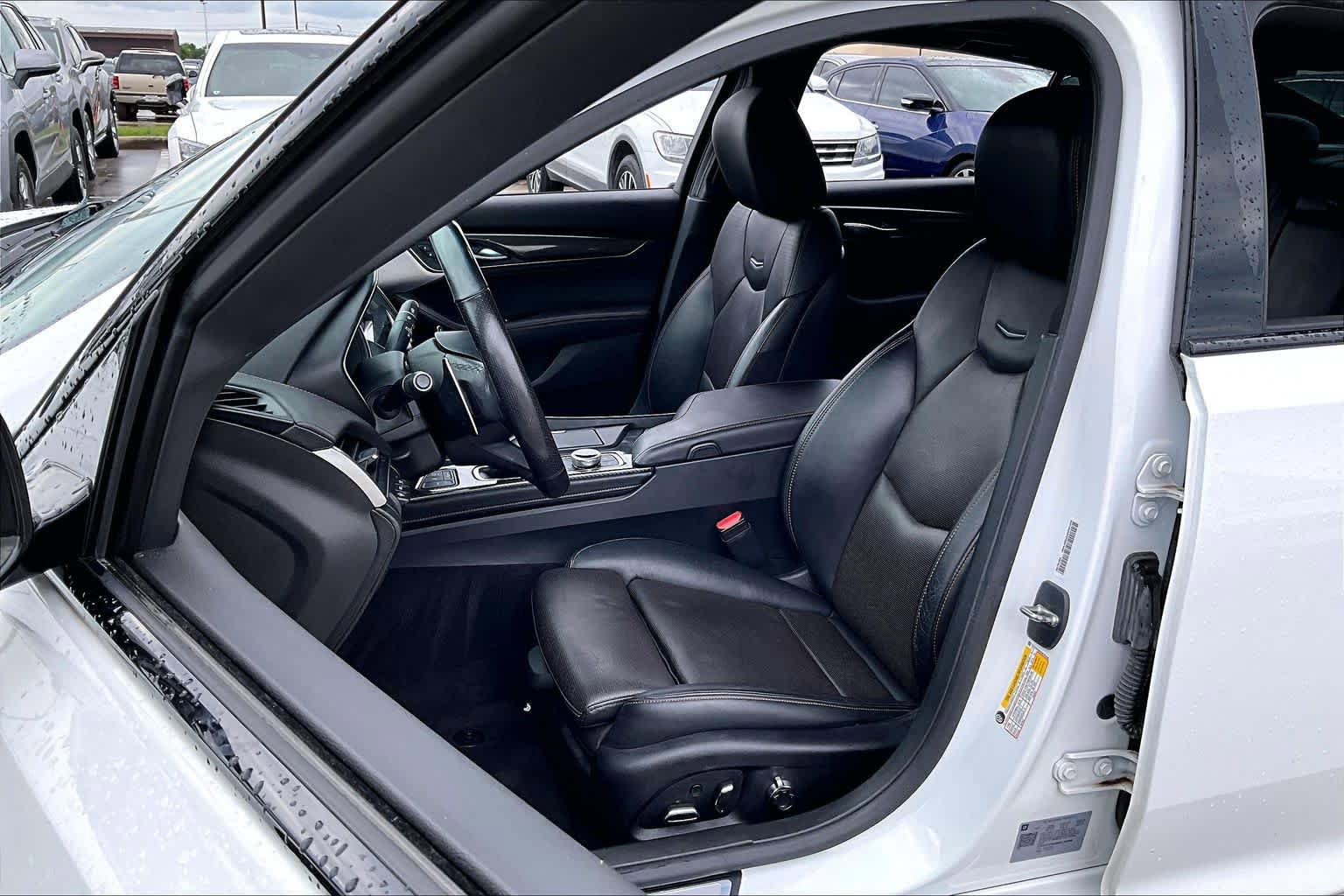 Used 2021 Cadillac CT5 V w/ Premium Package RWD image 7