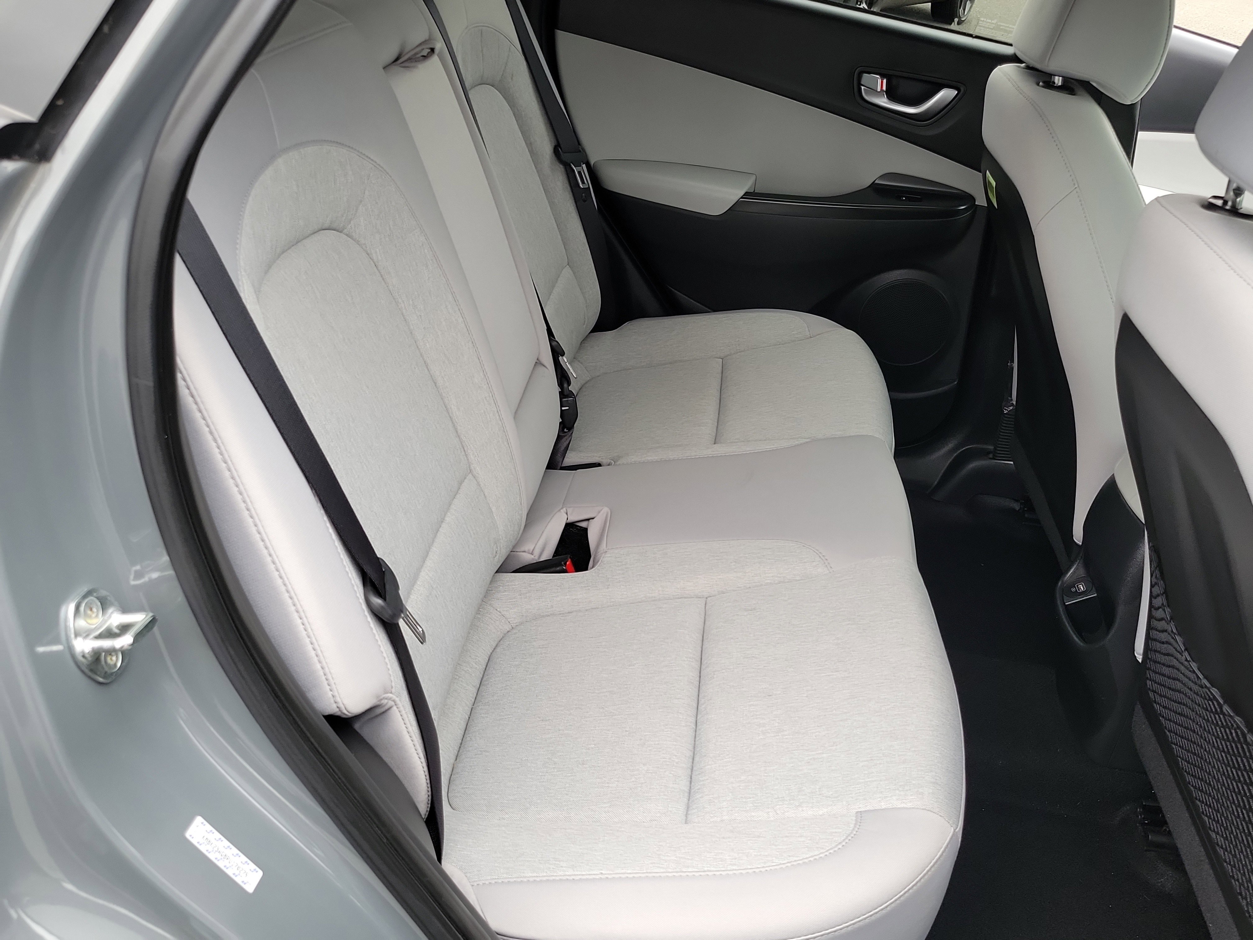 Used 2023 Hyundai Kona SE FWD image 23