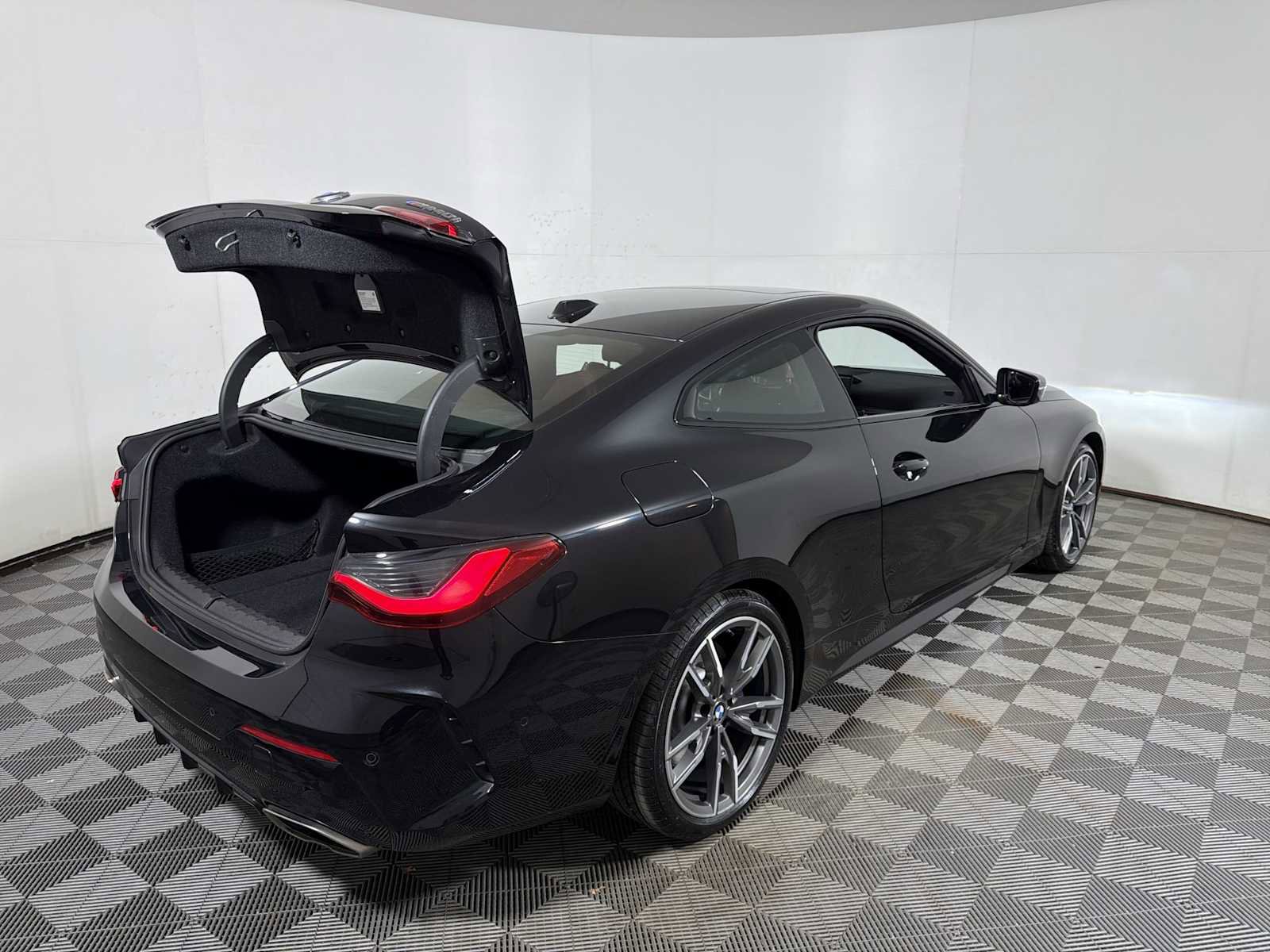 Certified 2024 BMW 440i xDrive M440i xDrive w/ Premium Package image 24