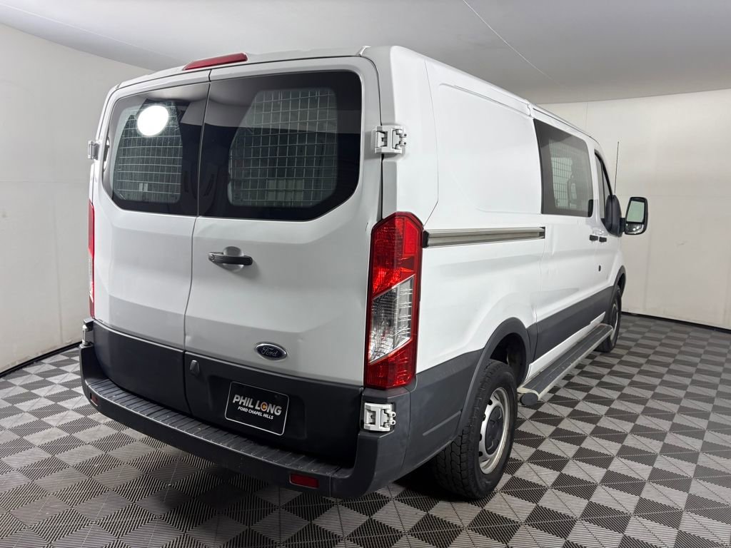 Used 2018 Ford Transit 250 130 Low Roof w/ Exterior Upgrade Package image 7