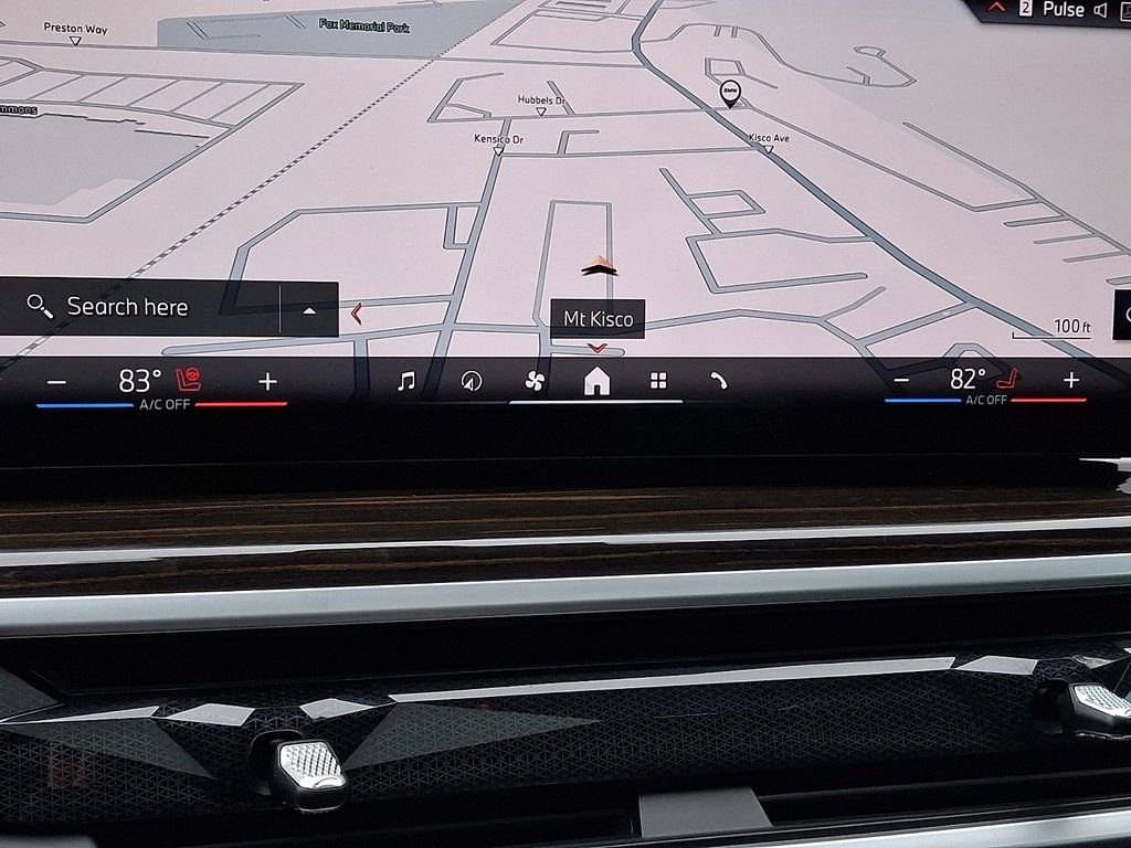 Used 2024 BMW X5 xDrive50e image 17