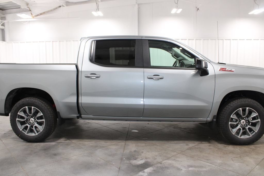 New 2026 Chevrolet Silverado 1500 RST w/ RST Select Package AWD/4WD image 11