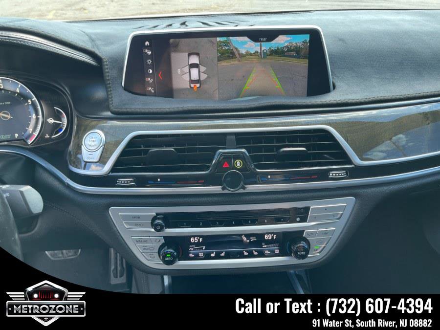 Used 2019 BMW 750i 750i Sedan image 29