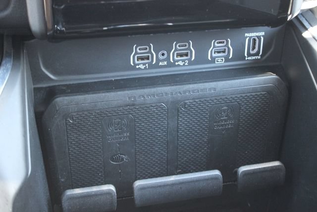 Used 2025 RAM 1500 Laramie w/ Night Edition AWD/4WD image 8